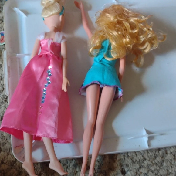 Disney Dolls - Picture 2 of 2